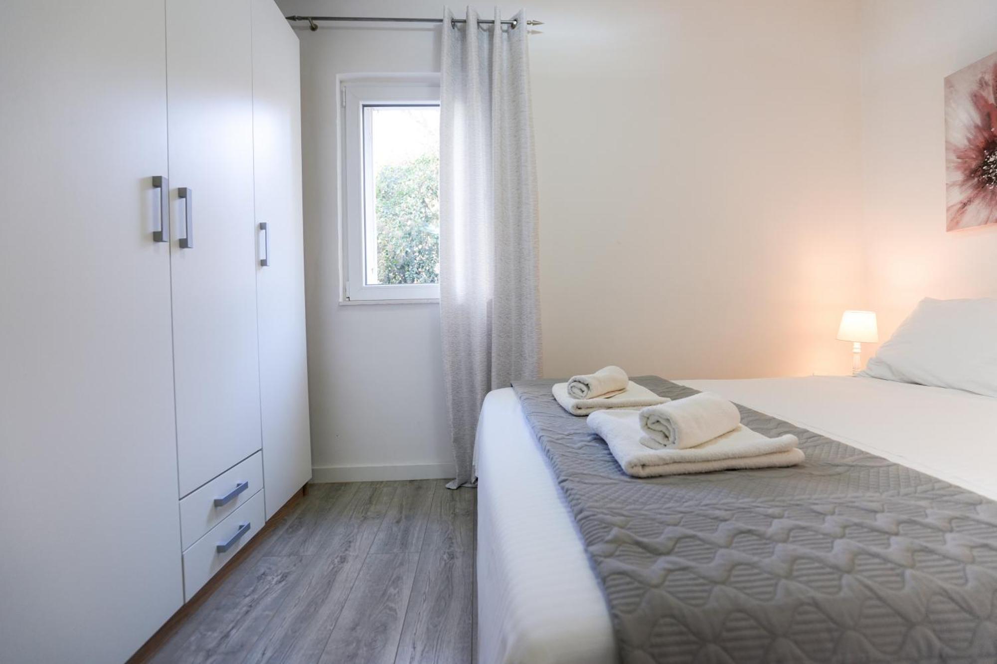 Apartment Kaya Prime Location In Old Town Zara Esterno foto