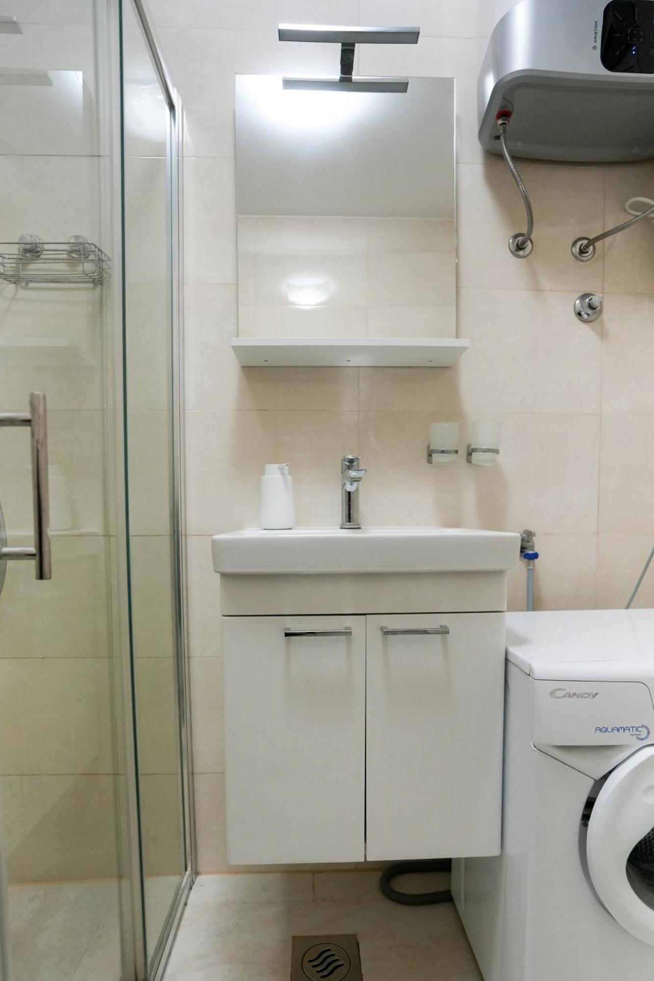 Apartment Kaya Prime Location In Old Town Zara Esterno foto