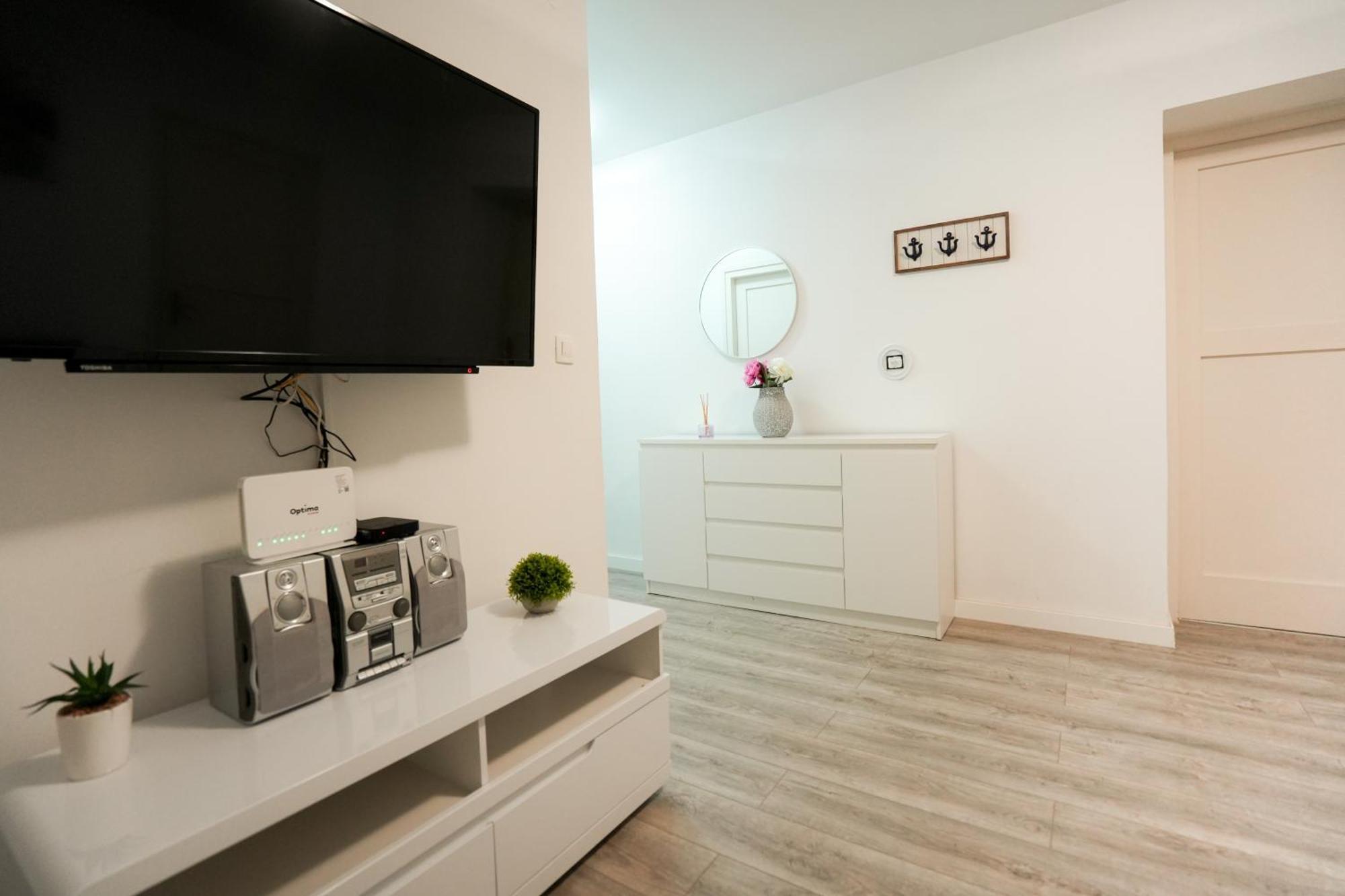 Apartment Kaya Prime Location In Old Town Zara Esterno foto