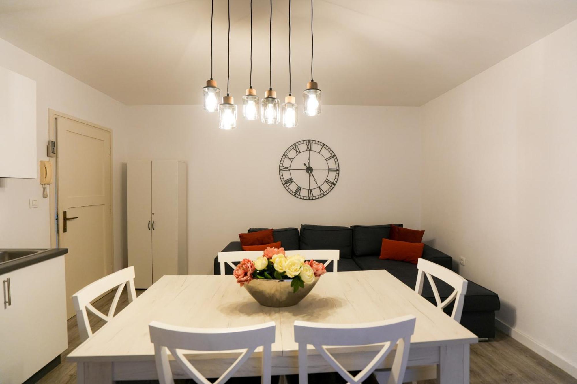 Apartment Kaya Prime Location In Old Town Zara Esterno foto